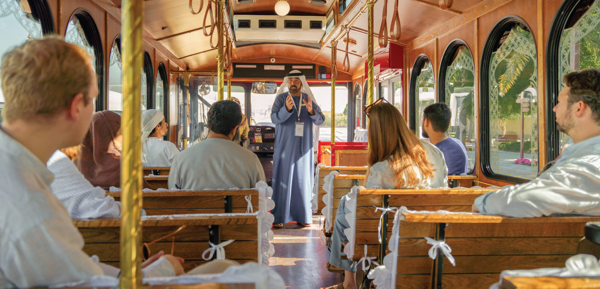 Emirati Heritage Bus Tour in Dubai